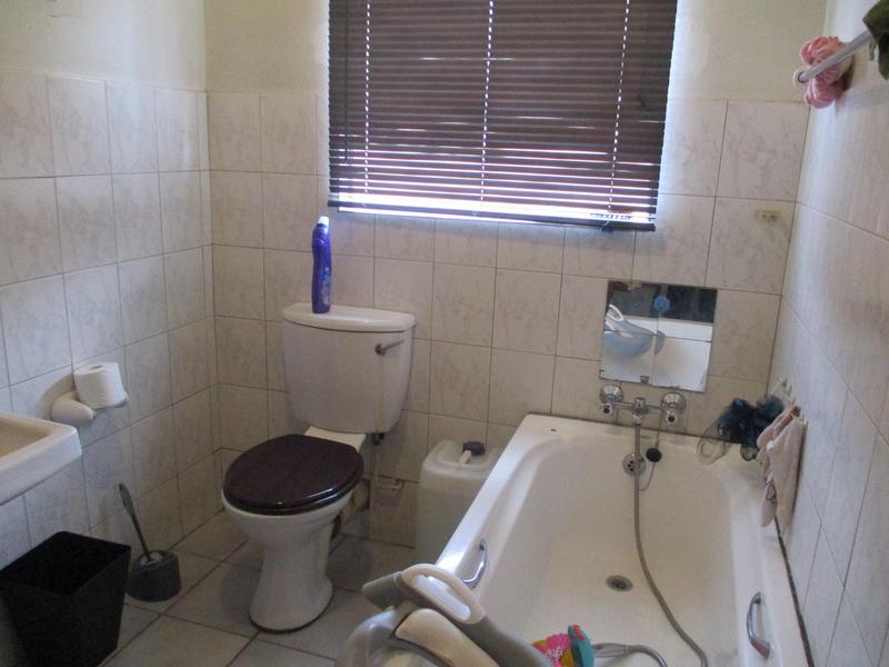 2 Bedroom Property for Sale in Wilgehof Free State